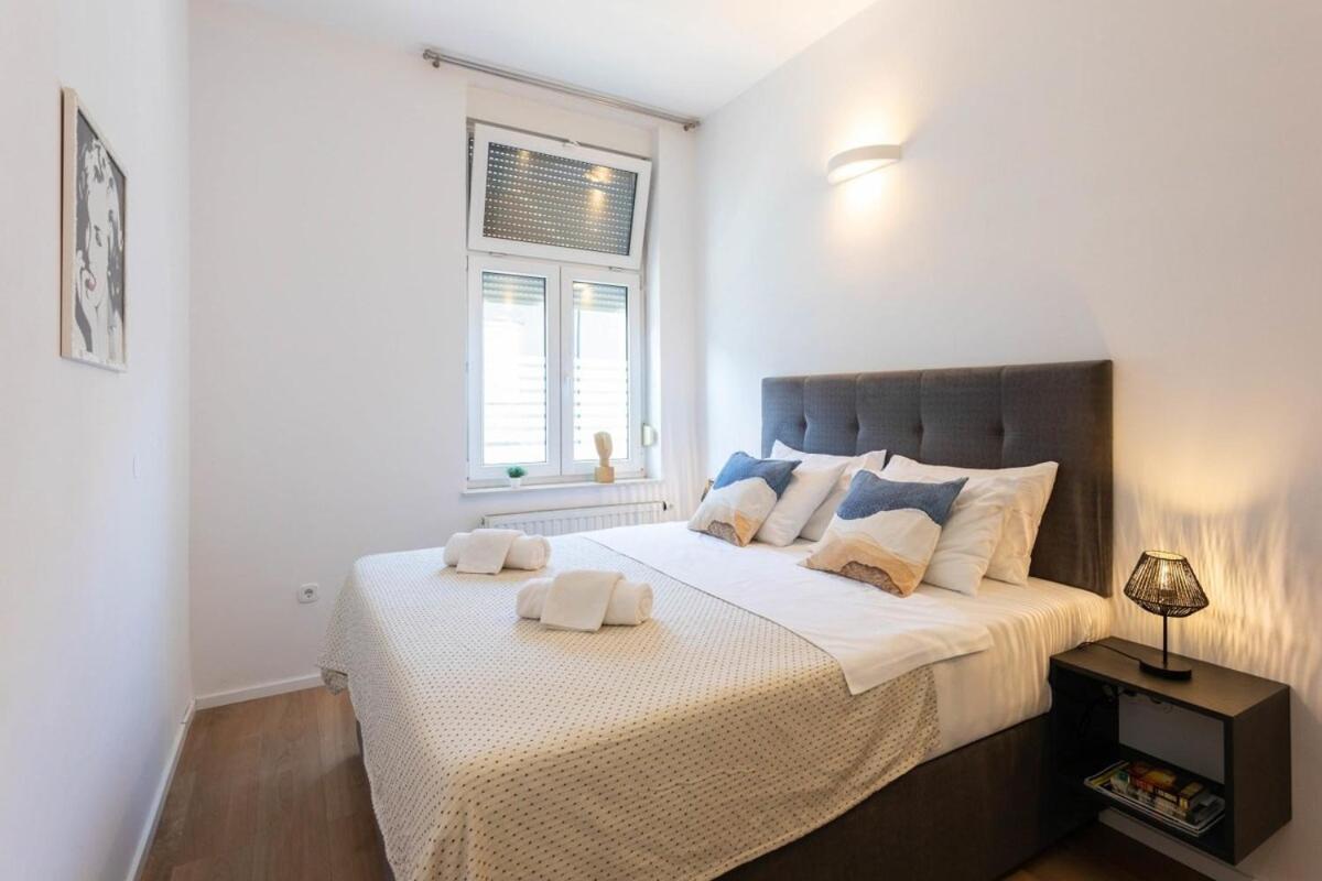Niko'S Apartment Urban Stay Zagabria Esterno foto