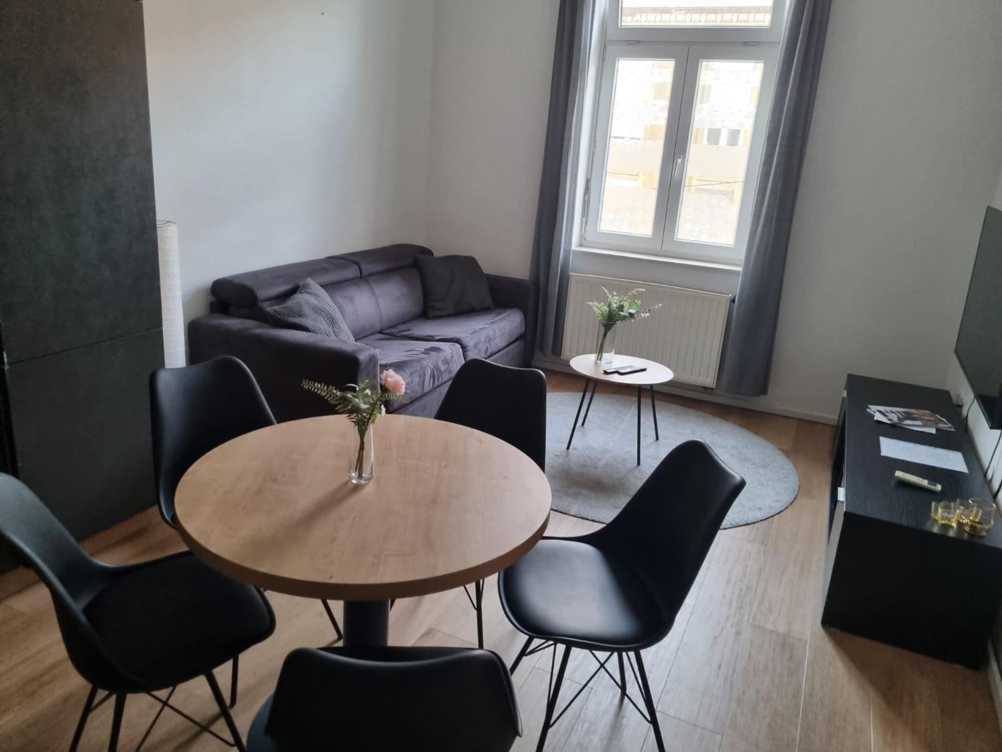 Niko'S Apartment Urban Stay Zagabria Esterno foto